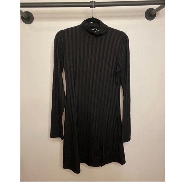 Reformation Black Long Sleeve Dress - Picture 6 of 9